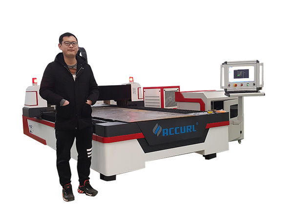 כונן מדריך ליניארי מכונת חיתוך צינור לייזר cnc לנחושת / טיטניום